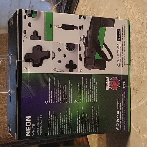 ๐๐ XBOX wired controller - Picture 3 of 9